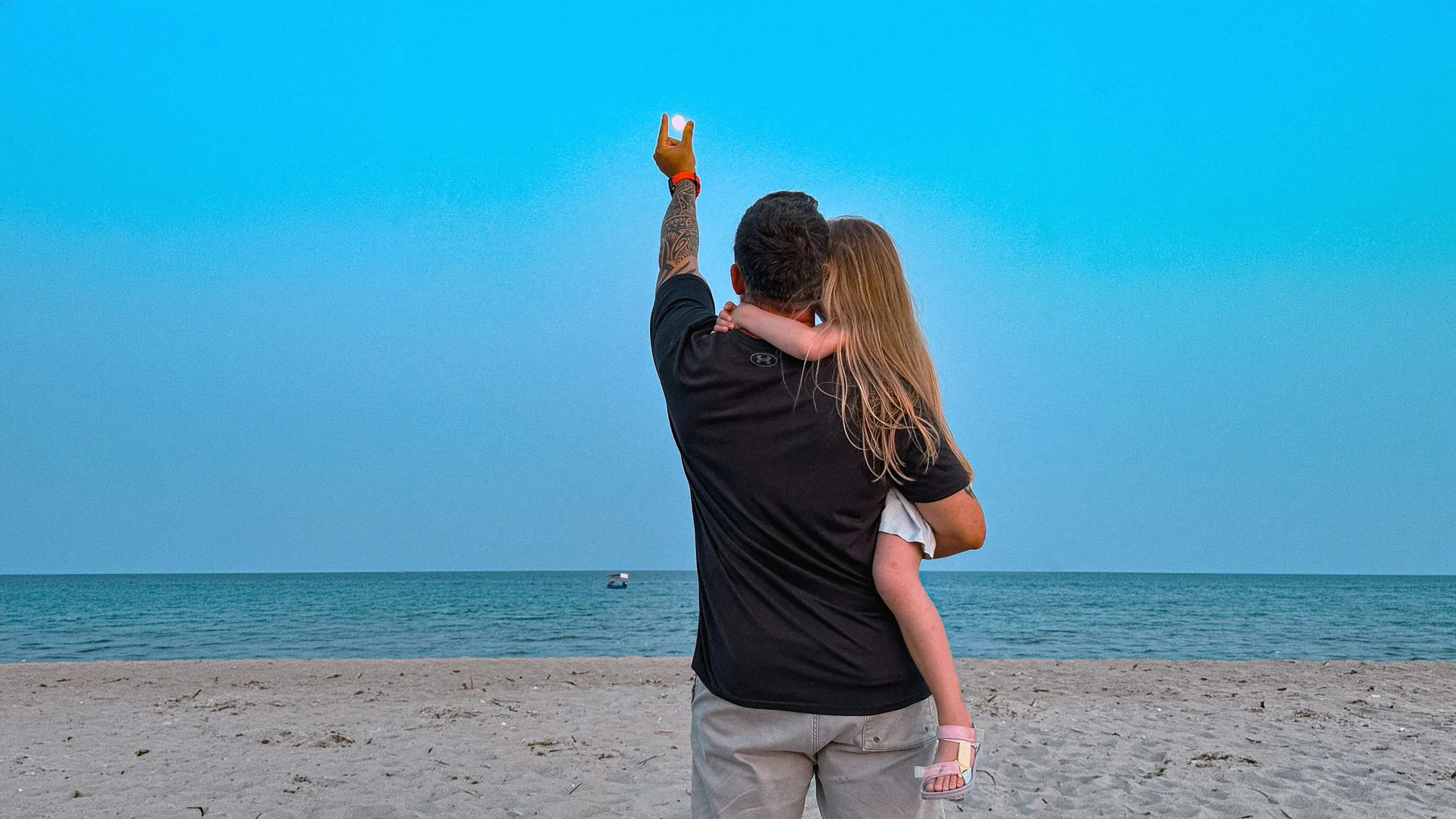 Paul trying to grab the moon for Melina.